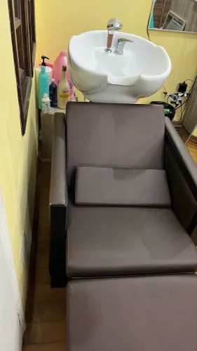 Lavatório de salão de beleza cabeleireiro(a)