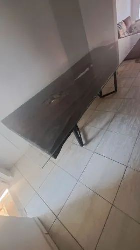 Mesa eucalipto com vidro