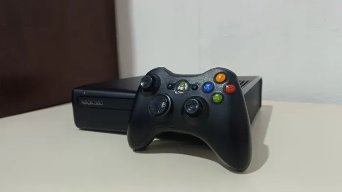 Vendo Xbox 360 SLIM