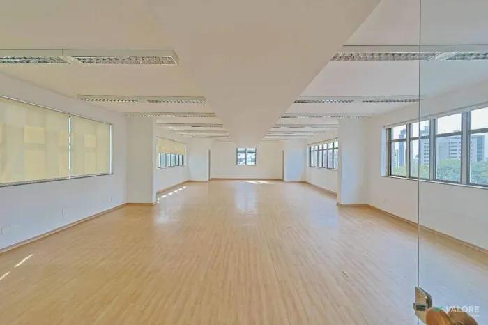 Andar para alugar na Savassi