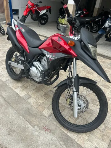 XRE 300 2012 
