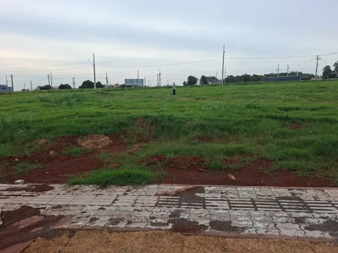 Vendo 2 terrenos em ouro verde do oeste n
