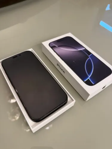 iPhone 16 Pro - 256 Gigas