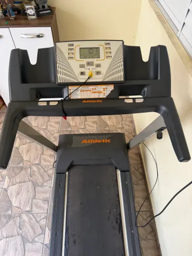 Esteira athletic advanced 520ee