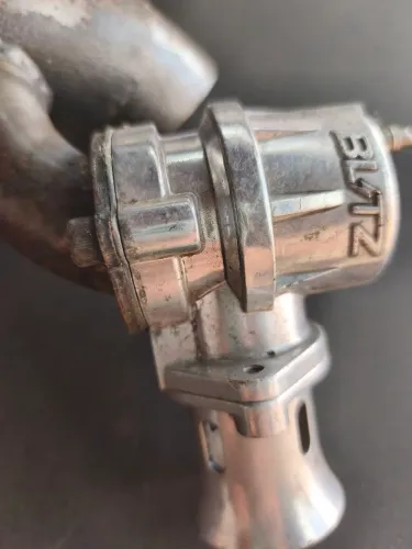 Válvula de prioridade turbo (espirro) Blitz Japonesa 