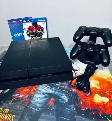 PlayStation 4 Vendo ou Troco.