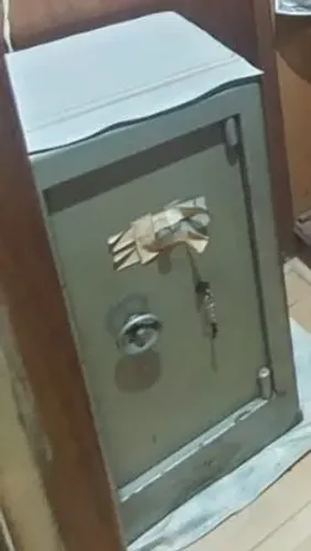 Cofre antigo perfeito
