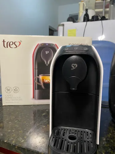 Cafeteira Passione 3 corações branca