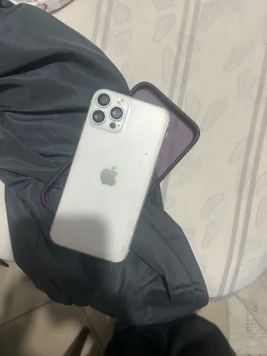 iPhone XR no 13 pro max