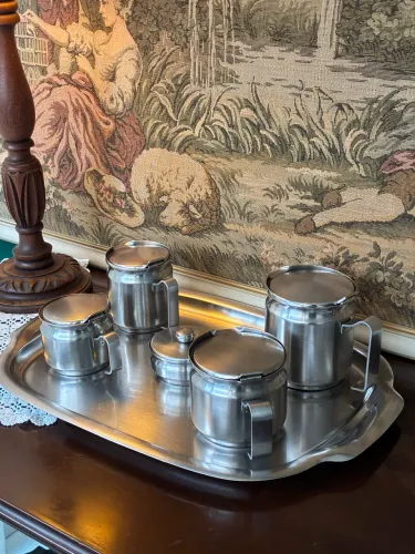 Conjunto de baixela com 5 peças da marca Wolff (anos 80).