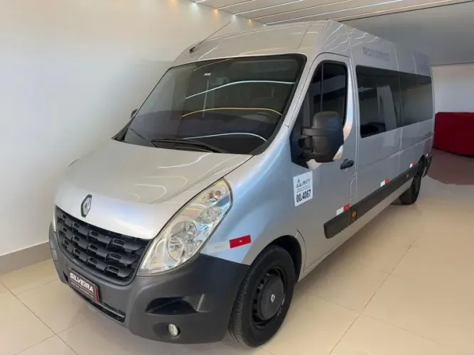 VAN RENAULT MASTER MARTICAR 19 2015