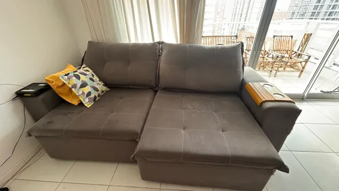 Sofá confortável com pillow