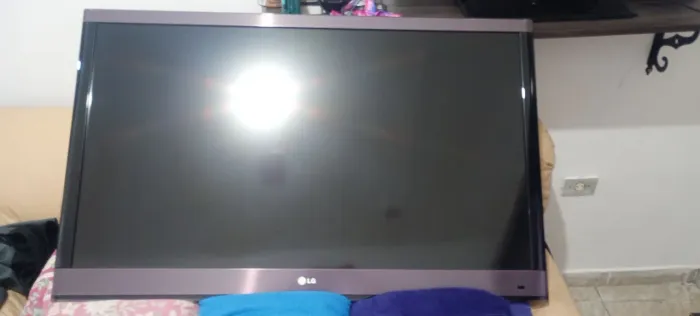 TV LG 42? LCD - com conversor digital integrado (TV digital)<br>