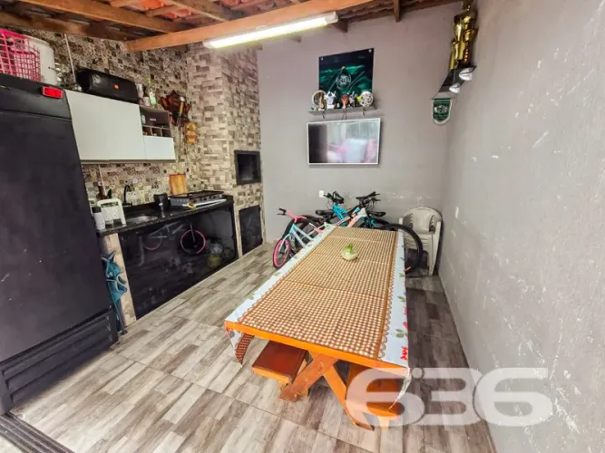 Casa | Joinville | Espinheiros