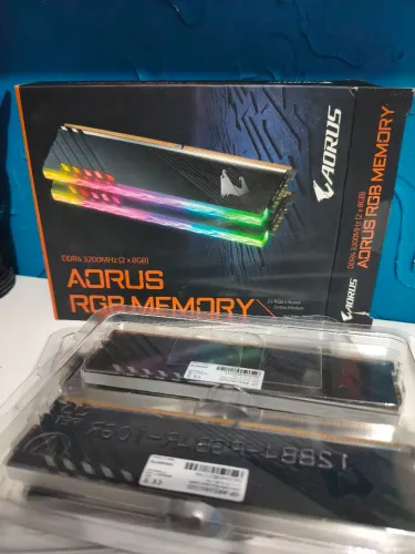 Memória ram aorus ddr4