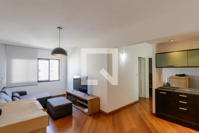Apartamento à Venda - Aclimação, 2 Quartos, 70 m2