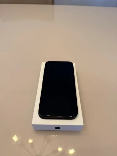 iPhone 15 128GB - Muito novo