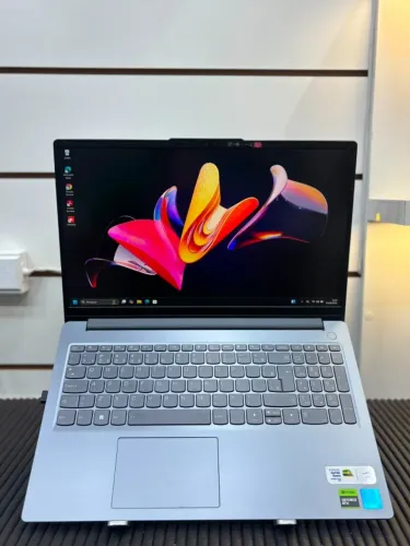 Notebook - Lenovo LOQ - i5 12° Geração- 16 GB RAM DDR5 - 512 SSD Nvme - RTX 3050 - 6 GB