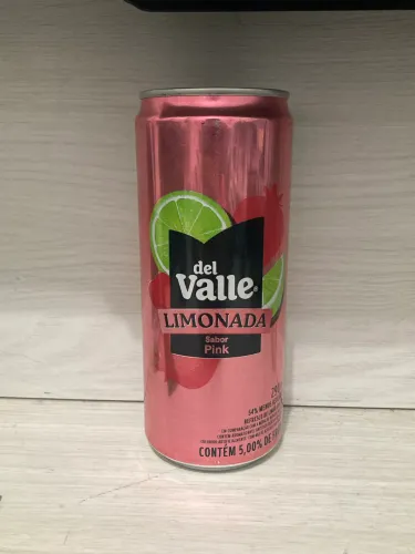 Lata de suco del valle limonada sabor pink