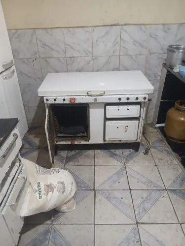 Fogão relíquia segunda guerra