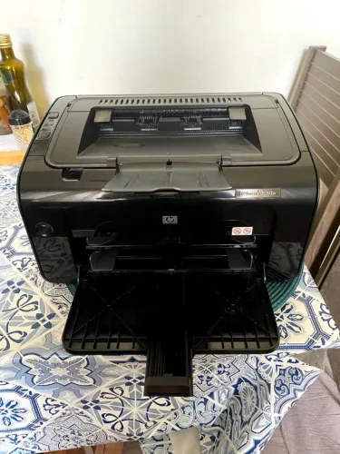 Impressora HP laserjet p1102w