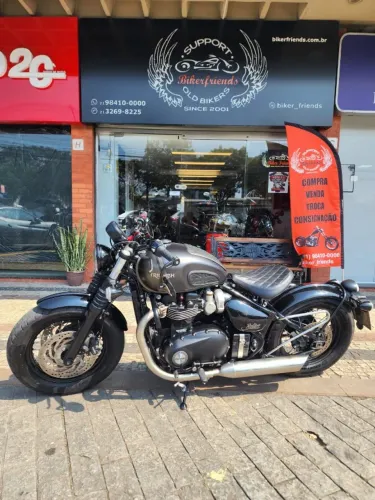 TRIUMPH BOBBER 2023