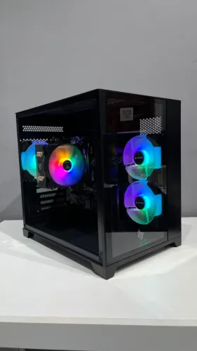 PC Gamer Aquário -> Ryzen 5 5600GT + RAM 16GB + SSD 240GB