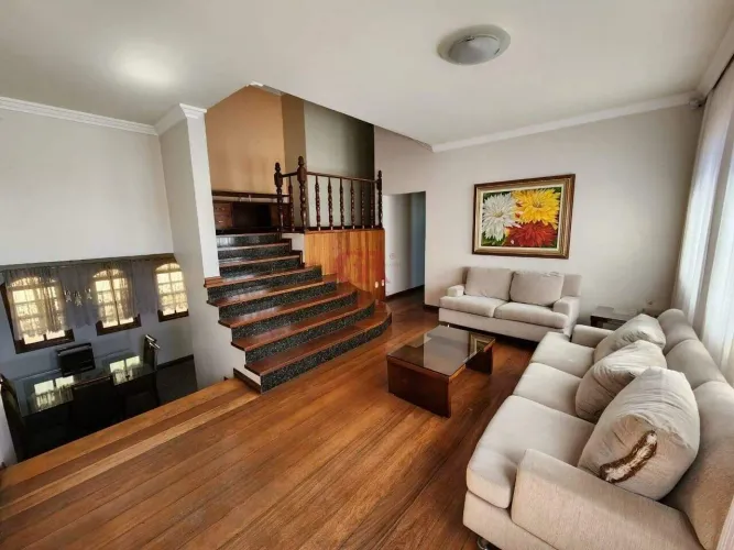 Casa à venda, 5 quartos, 2 suítes, 6 vagas, Santa Lúcia - Belo Horizonte/MG