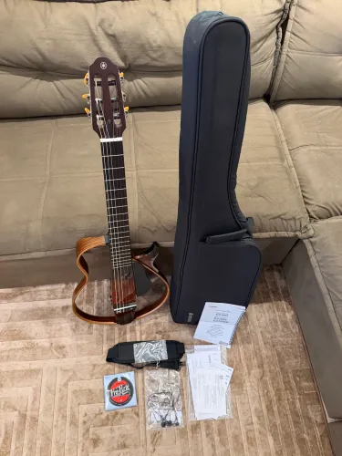 Vilão YAMAHA SILENT SLG 200n ( novo )