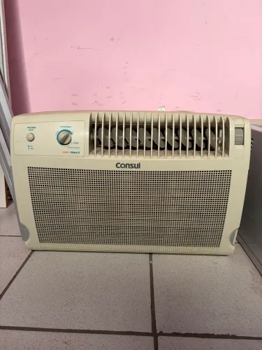 Ar condicionado de janela