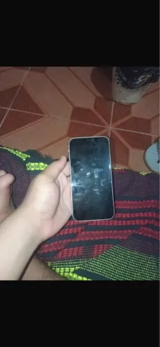 Vendo IPhone 11 em excelente condições com Face ID funcionando 