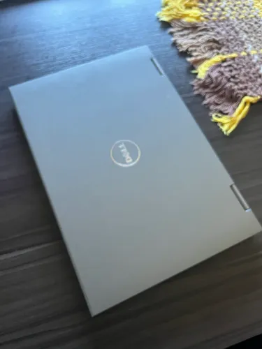 Notebook Dell i7, tela reversível e touch quase sem uso.
