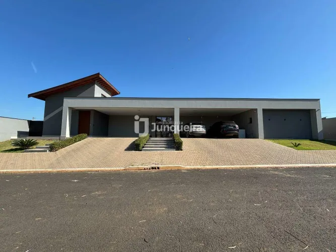 Casa em Condomínio à venda, 4 quartos, 3 suítes, 4 vagas, Terra das Águas - São Pedro/SP