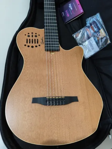 Violão Godin grand concert acs maciço
