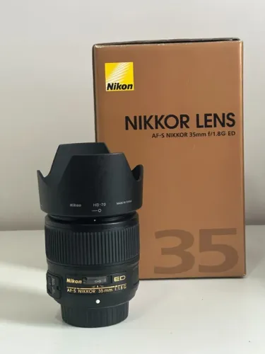 Nikon 35mm f/1.8G ED (Full Frame) - Completa na Caixa [ESTADO DE VITRINE]