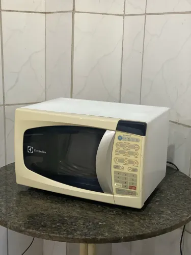 Microondas 20 litros 