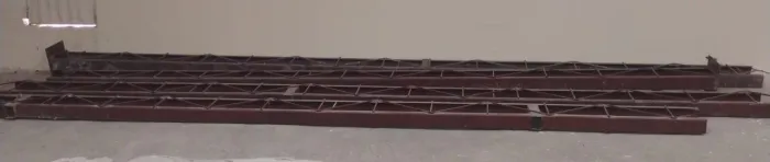 VENDO (CADA) TRELIÇA DE FERRO U 100MM COM MEDIDAS VARIADAS - SOMENTE RETIRANDO