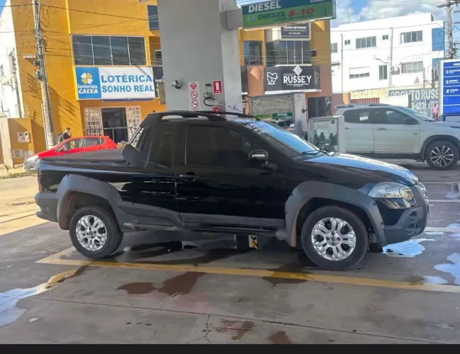 Fiat Strada Adventure 1.8/ 1.8 Locker Flex CE 2010