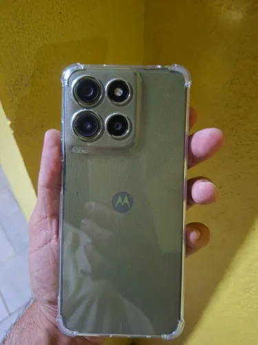 Motorola Moto G15 256gb leitor biometrico com capinha película e carregador.