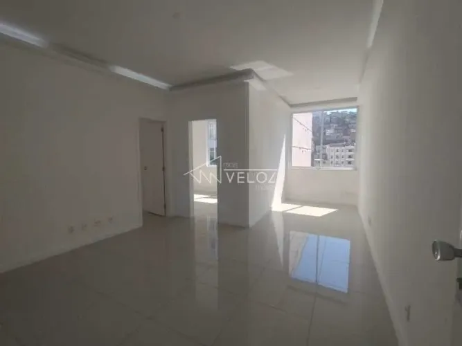 Apartamento - Padrão / Residencial / Catete