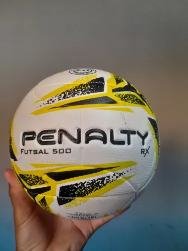 Bola da pênalty futsal 500 seme nova. 
