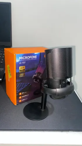 Microfone Condensador Rgb Alta Sensibilidade Usb Gamer Strea