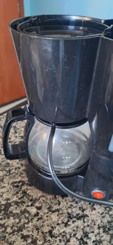Cafeteira semi nova AMVOX