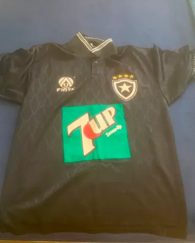 camisa original da época do Botafogo (1995), fabricada pela Finta, com patrocinador 7Up