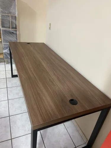 Mesa de escritório 1,90cm