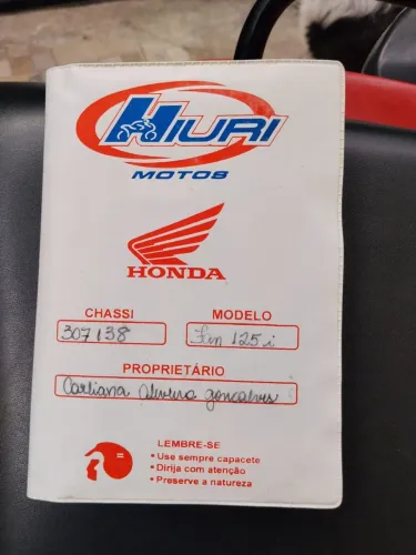 Vendo fan 125 pneus Michelin novos bateria nova revisão básica feita valor 8900
