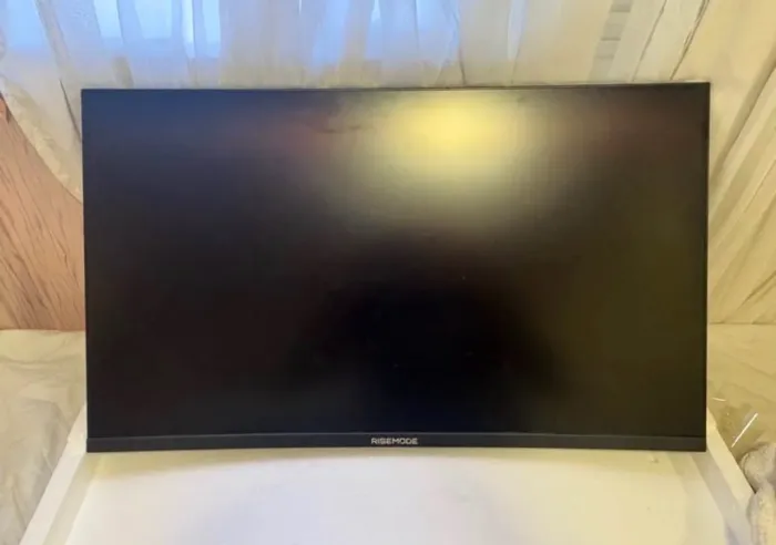 Vendo monitor RISEMODE curvo 144Hz
