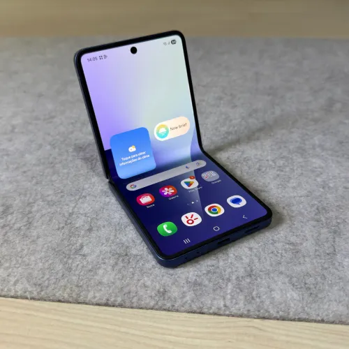 Samsung Galaxy Z Flip7 5G 256GB Tela Dobrável - Azul Premium Impecável (Garantia)