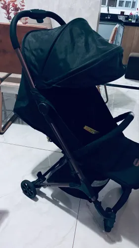 Carrinho de bb mais bb conforto 