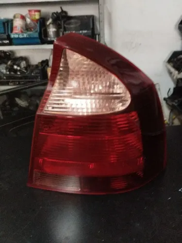 LANTERNA CORSA SEDAN original 